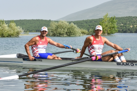 Martin i Valent Sinković