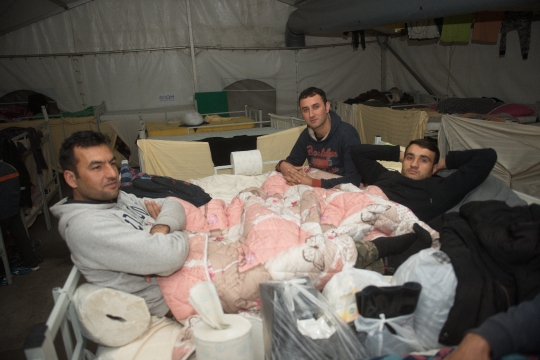 Migranti, Izbjeglicki kampovic Bihac, Kladusa
