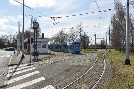 Okretište tramvaja u Prečkom
