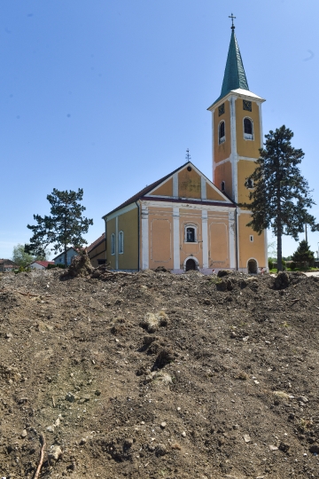 Rekonstrukcija crkvene površine u Svetoj Nedelji
