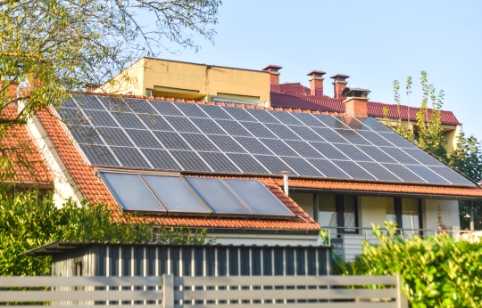 Solarni paneli krovovi