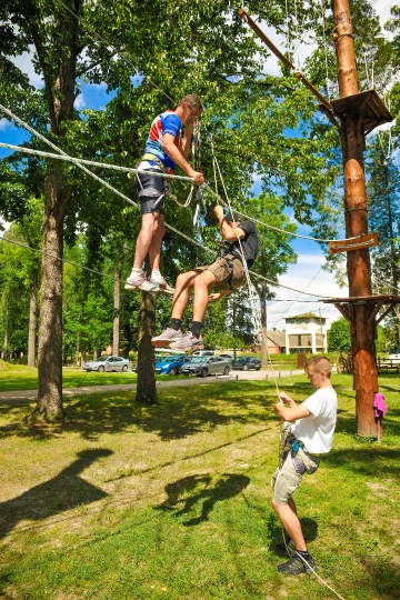 Zlatna greda adrenalinski park