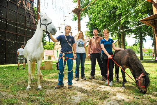 Zlatna greda adrenalinski park