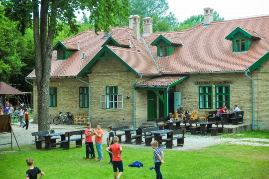 Zlatna greda adrenalinski park