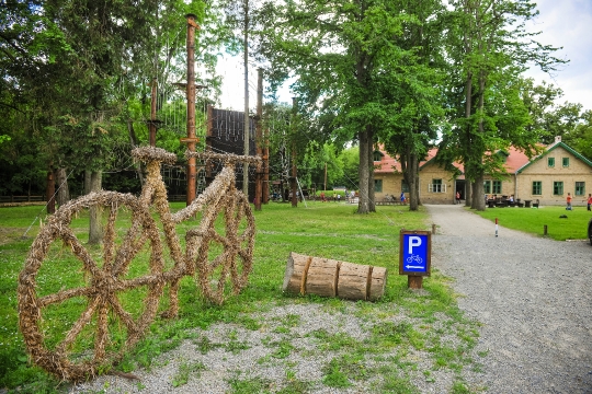 Zlatna greda adrenalinski park